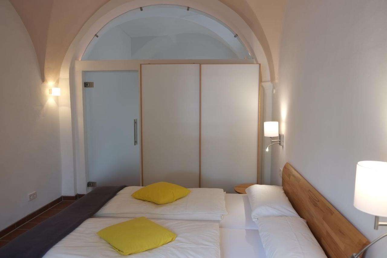 60Qm Wohnung Naabtal Im Historischen Pfarrhaus Pielenhofen Экстерьер фото