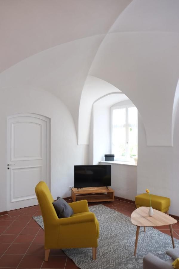 60Qm Wohnung Naabtal Im Historischen Pfarrhaus Pielenhofen Экстерьер фото