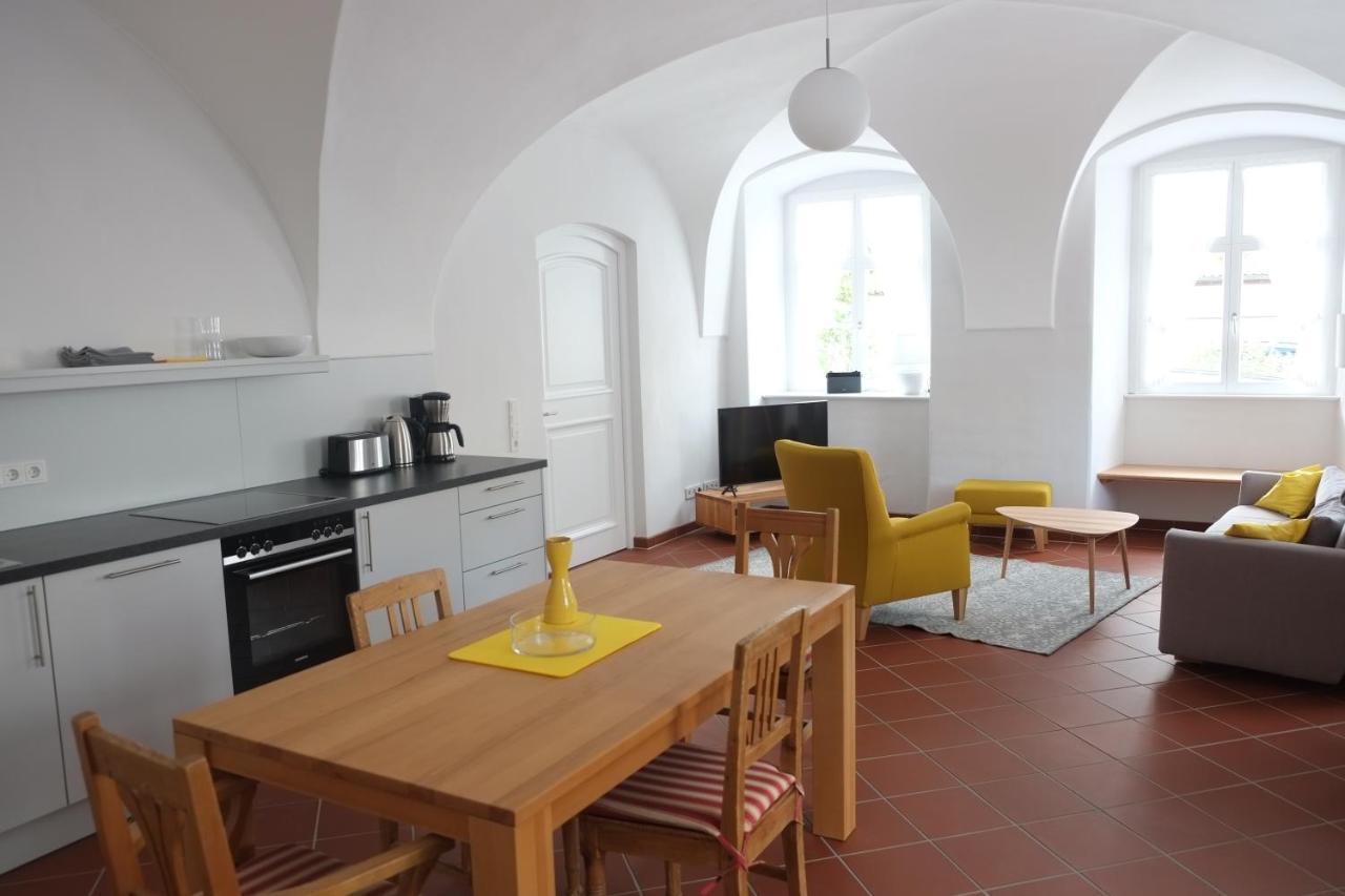 60Qm Wohnung Naabtal Im Historischen Pfarrhaus Pielenhofen Экстерьер фото